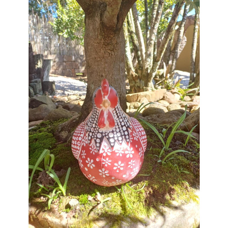 Galinha vermelha com flores  - Imagem: 3