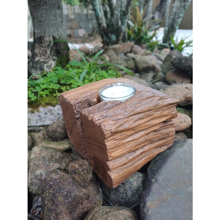 Porta vela em madeira cavada - Imagem: 2