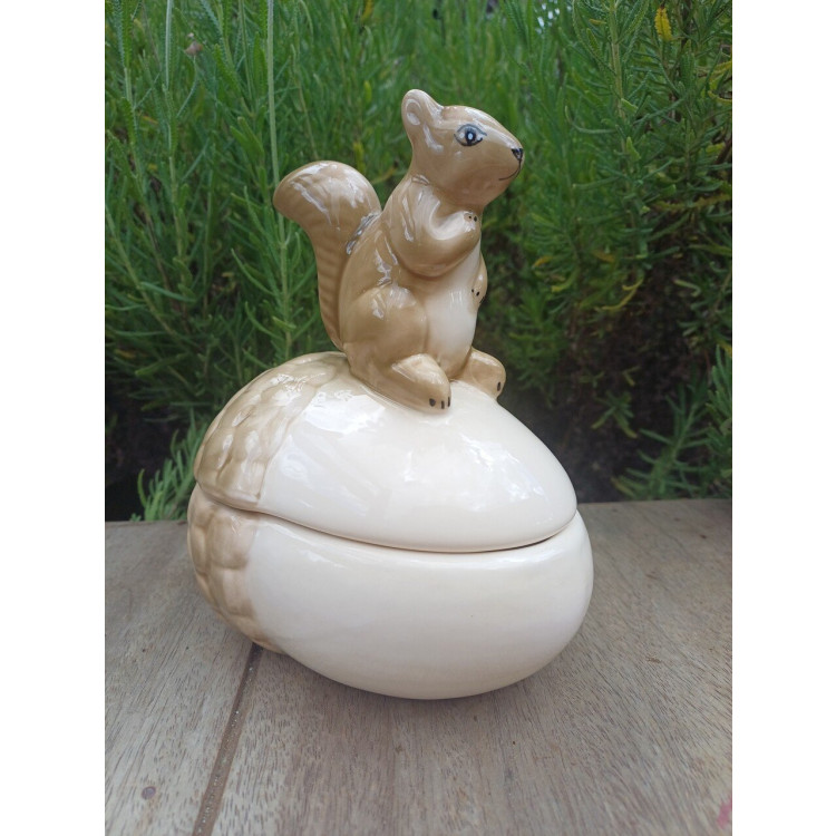 Pote noz e esquilo  - Imagem: 2