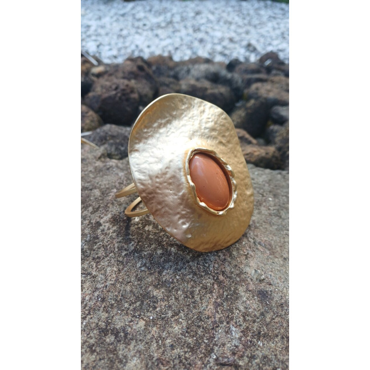 Pulseira dourada com pedra  - Imagem: 3