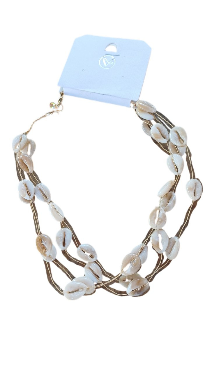 Colar buzios aramado 