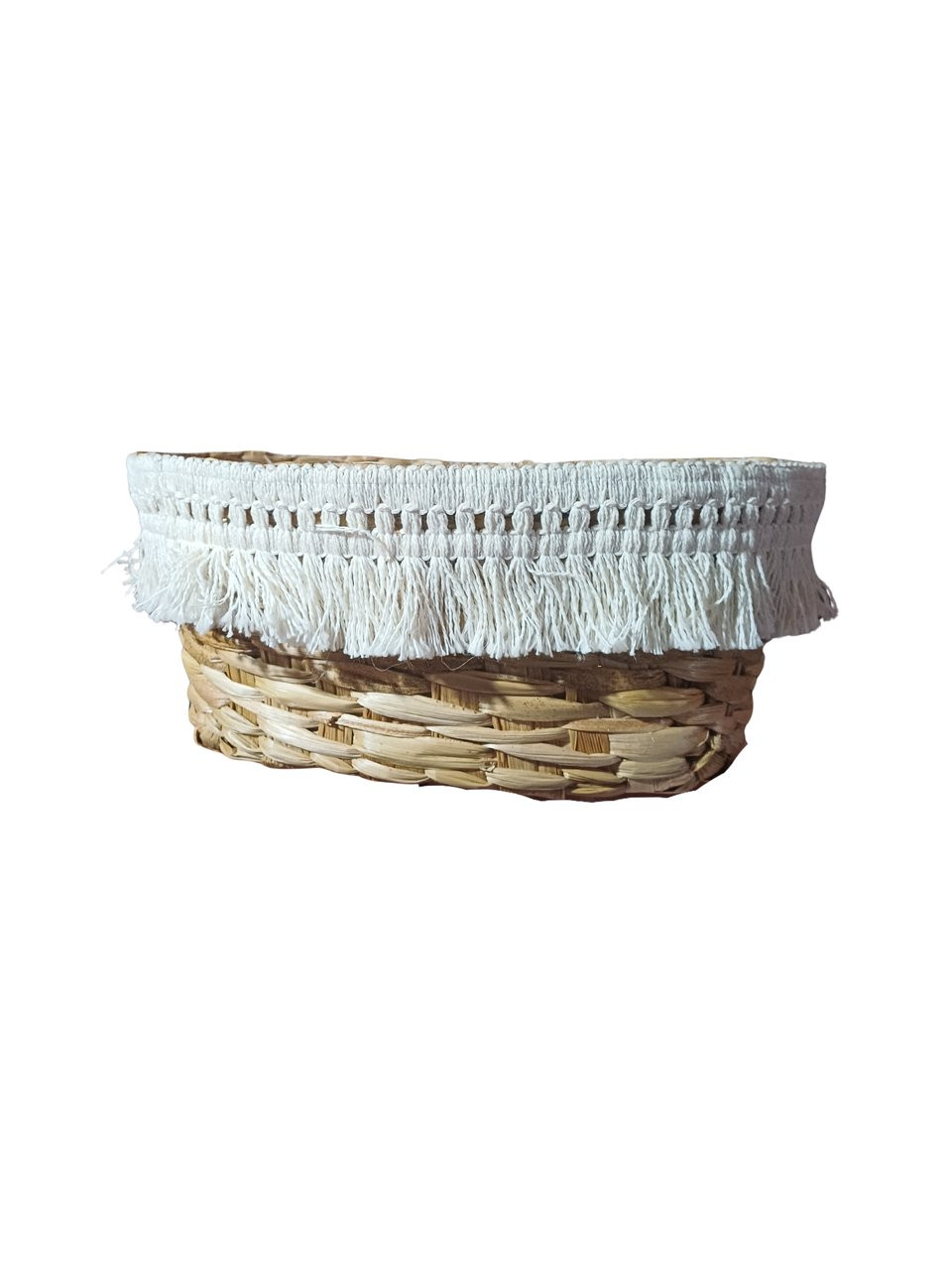 Cesta fibra natural com franjas